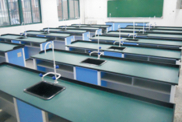 學生(shēng)試驗台